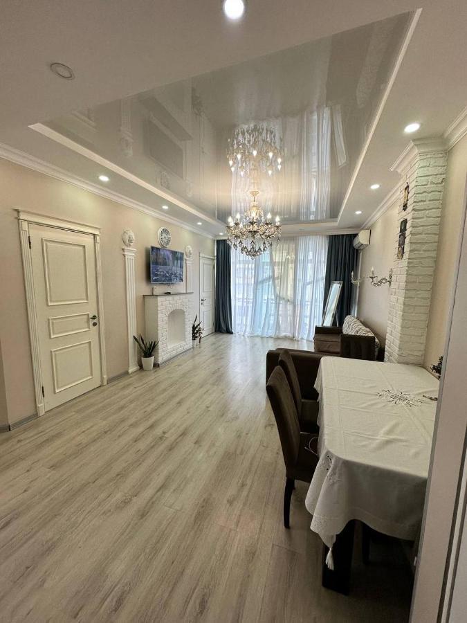 Apartment 7 Батумі Екстер'єр фото