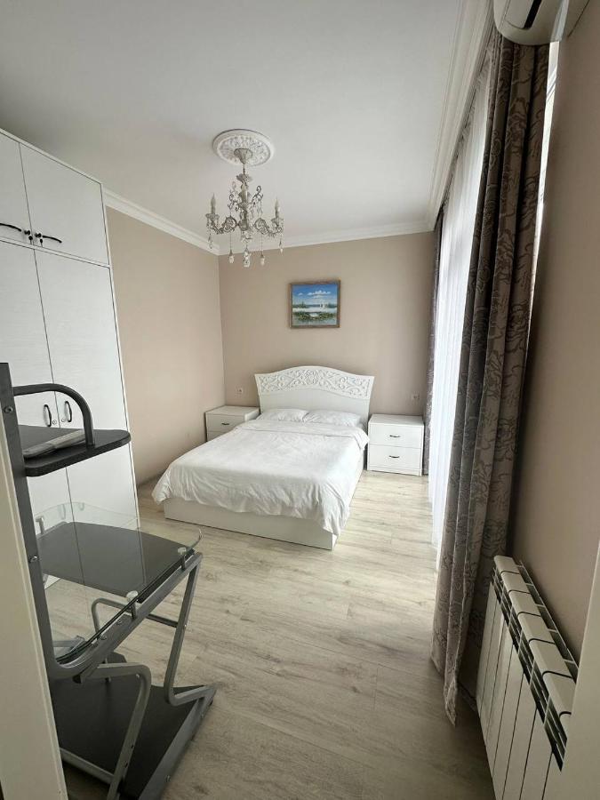 Apartment 7 Батумі Екстер'єр фото