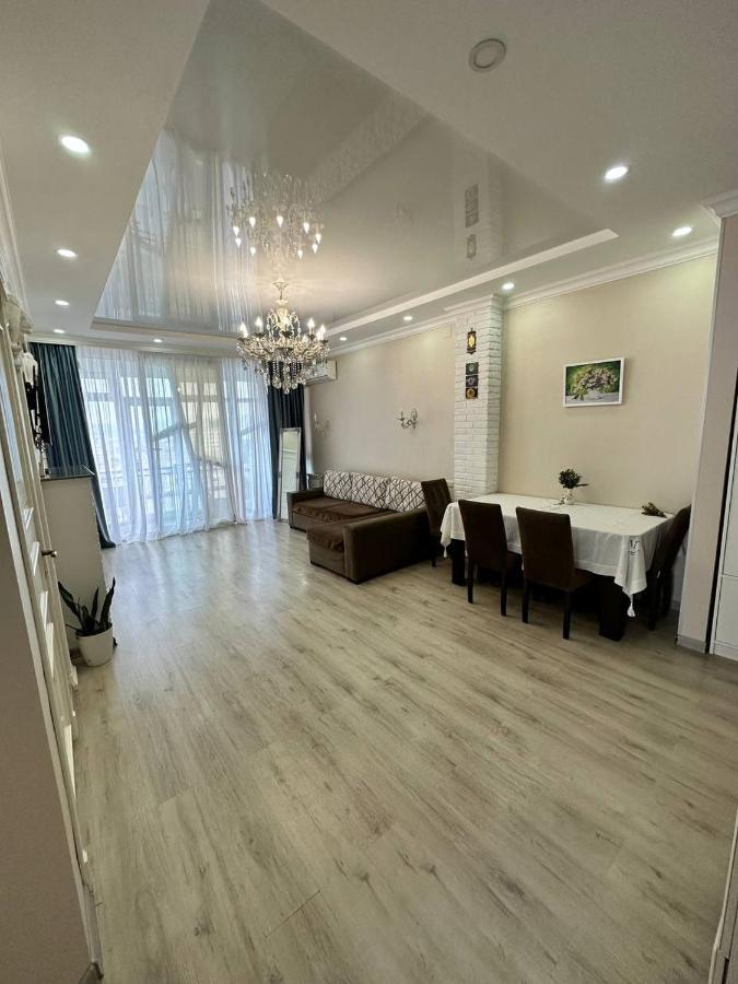 Apartment 7 Батумі Екстер'єр фото